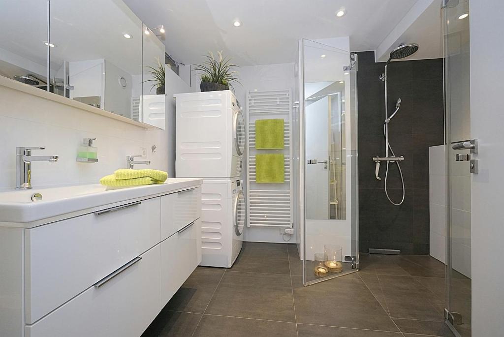 Traum Fewo Strandliebe Mit Meerblick, 3 Schlafzimmer, 2 Baeder 宾茨 外观 照片